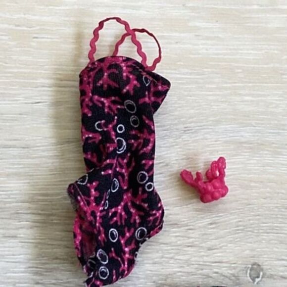 Monster High - Dance Class 5-Pack - Lagoona Blue- Dress, Skirt, Bracelet - Picture 2 of 4